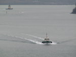 SX01112 Pilot boat in estuary.jpg